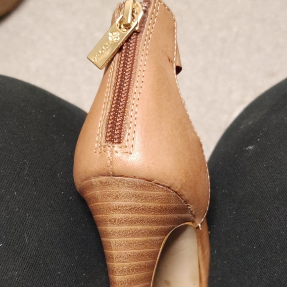 Isola Shoes Isola High Heels Tan Dress Shoe Poshmark